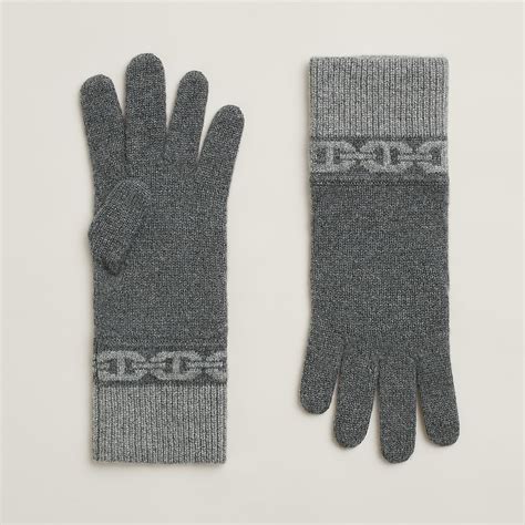 hermes gloves mensa.